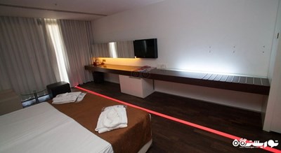 نمای اتاق استاندارد هتل کروان سرای لارا